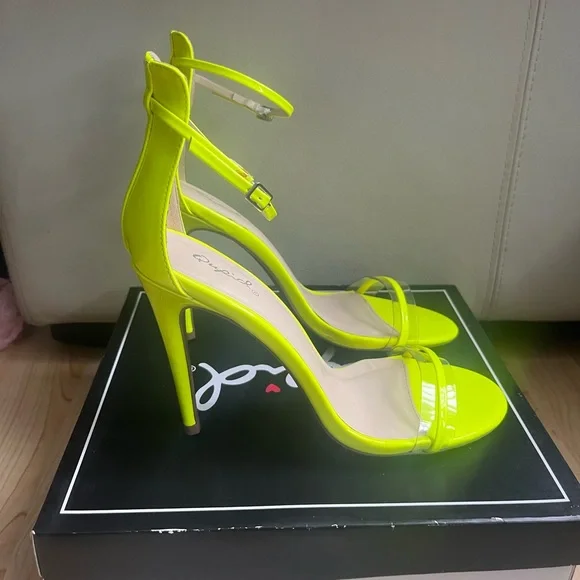 Neon Heels - Picture 3 of 9